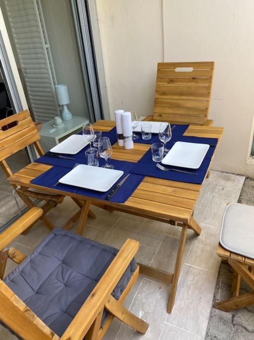 Studio Eleverca 3*- Rez De Jardin Terrasse - Axelle Loc'Appart Мандельё-ла-Напуль Экстерьер фото